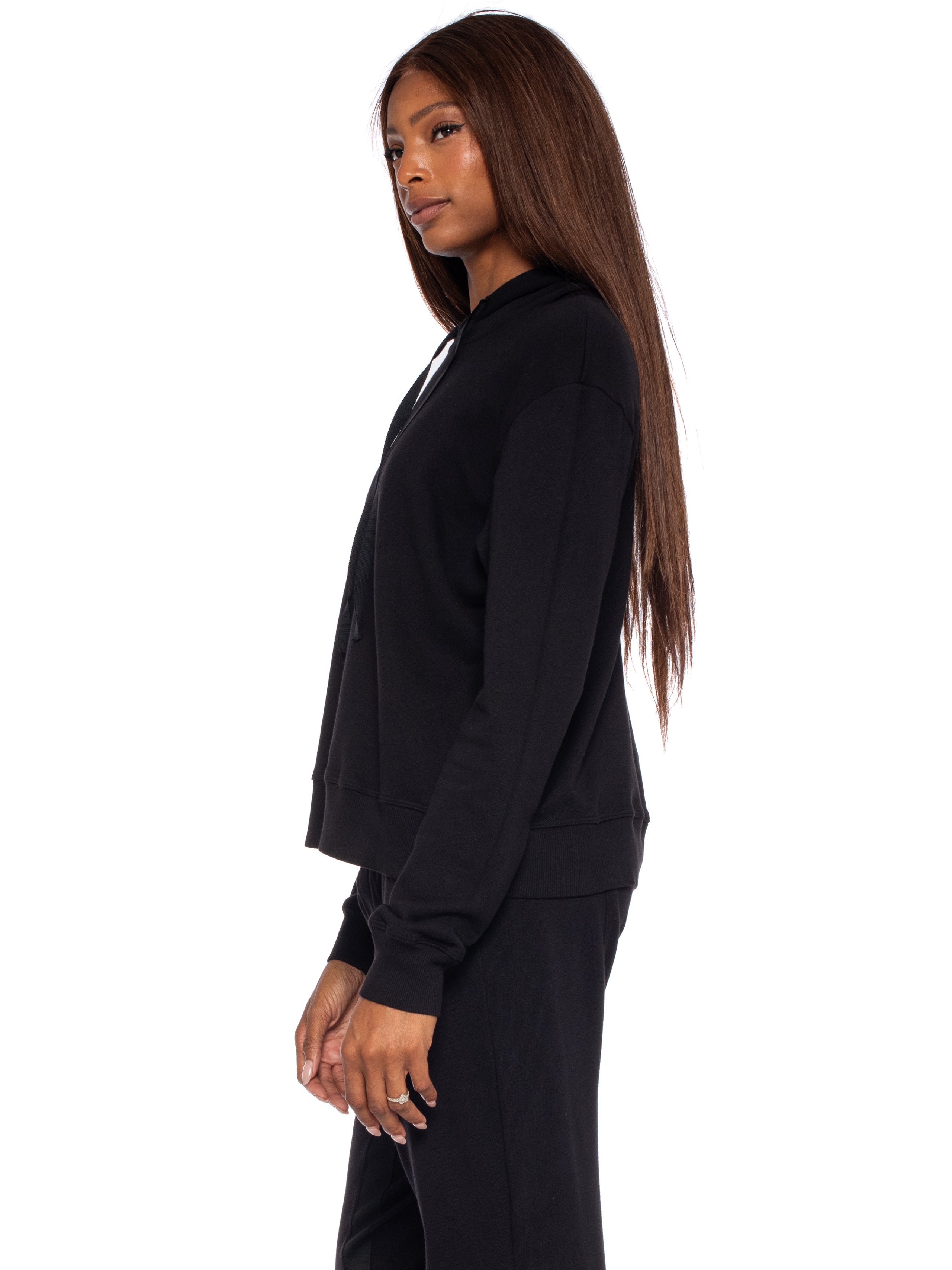 black sweatshirt#color_black