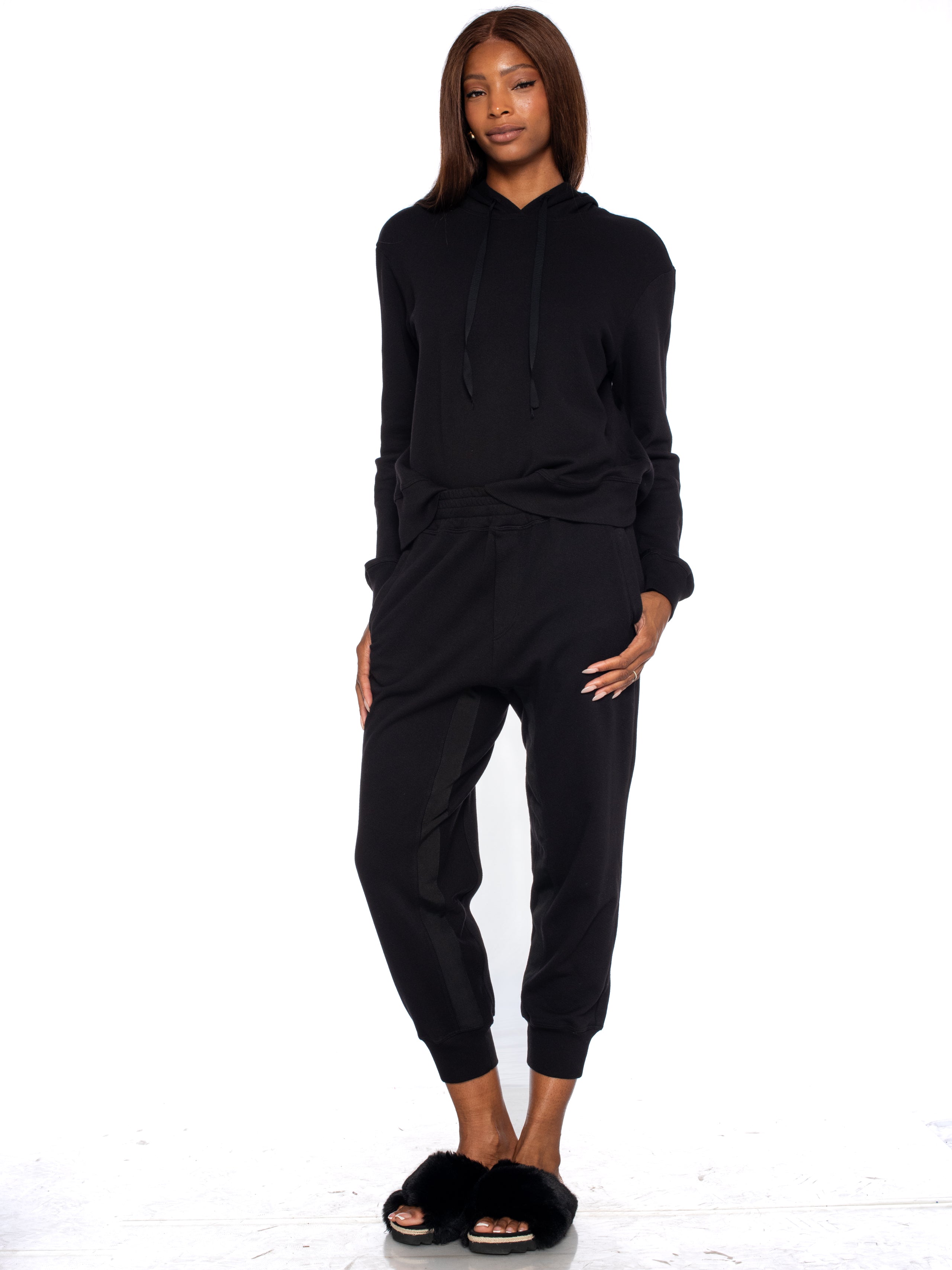 black pant#color_black