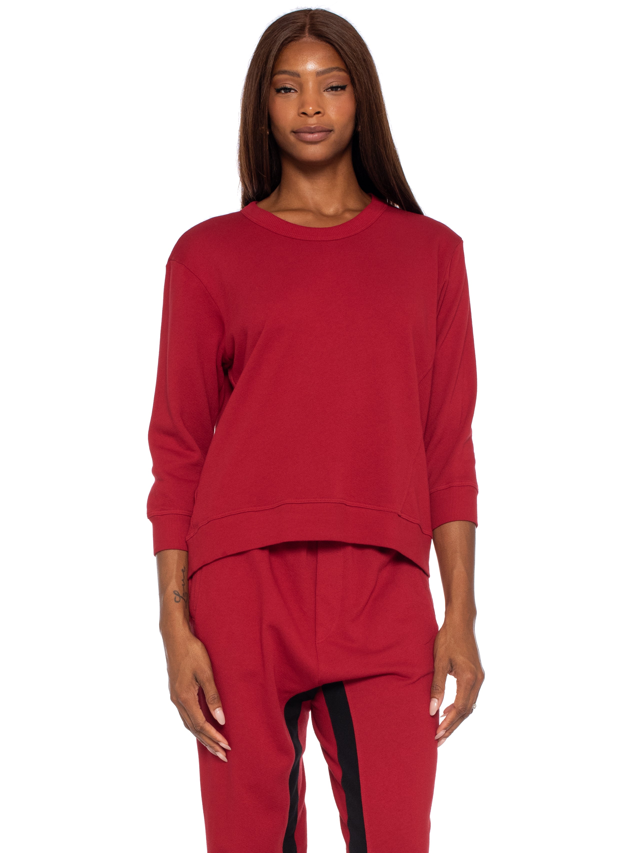 red sweatshirt#color_lipstick