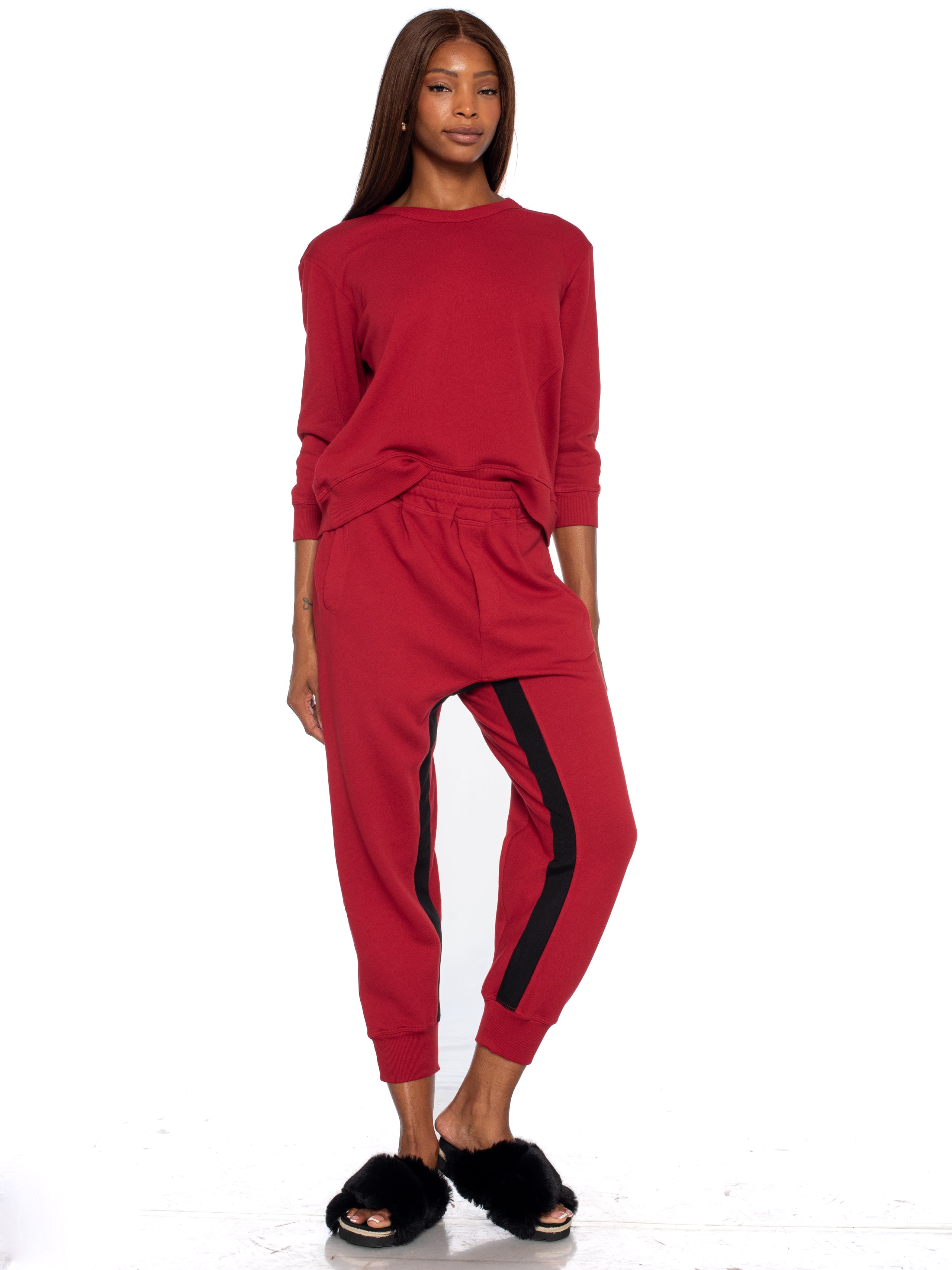 red pant#color_lipstick