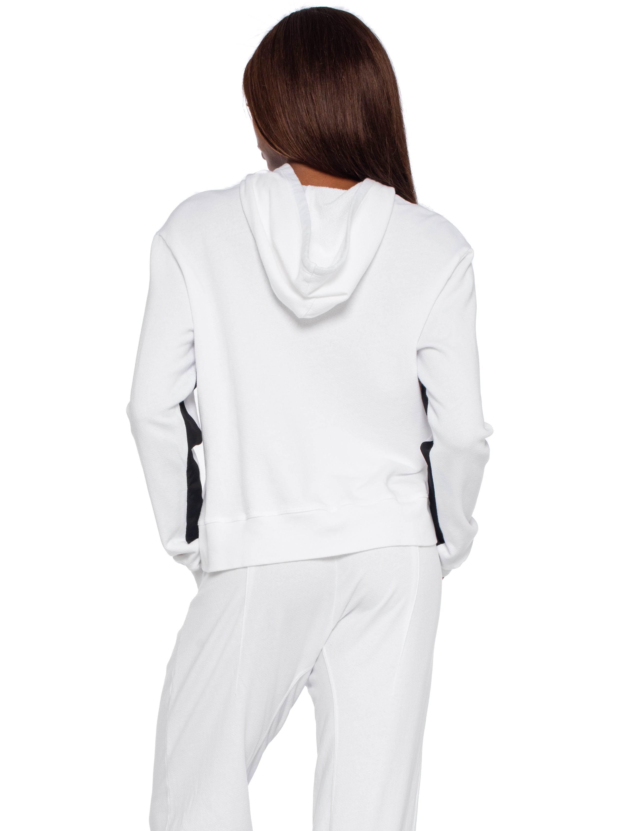 white sweatshirt#color_white