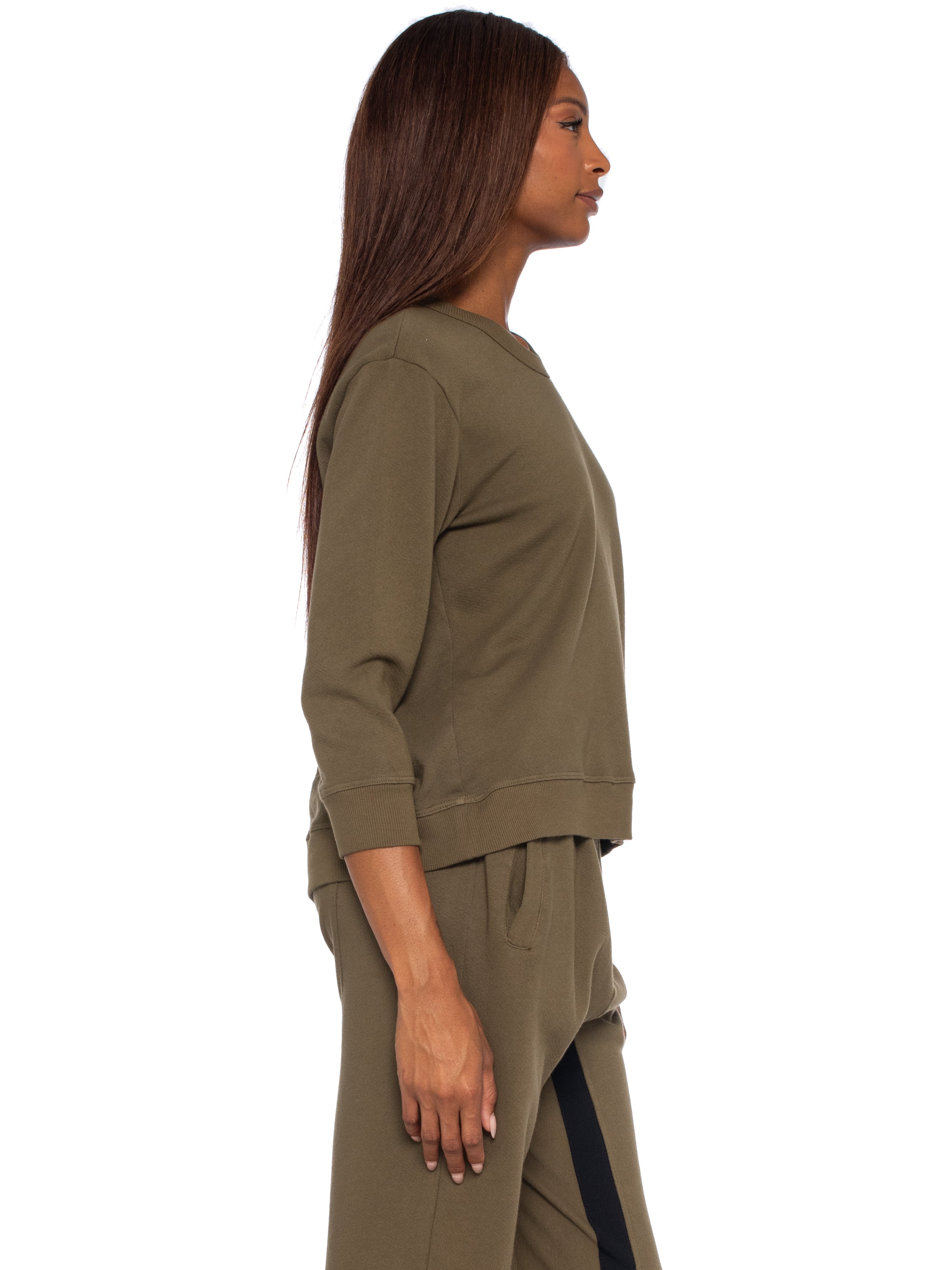 green sweatshirt#color_olive