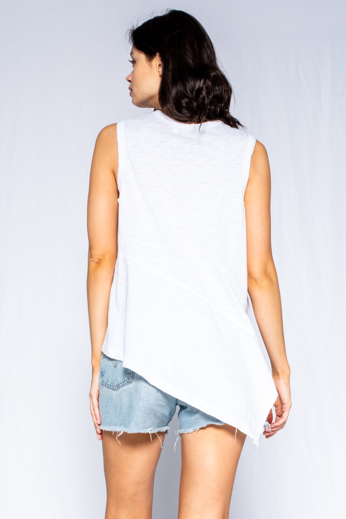 white top#color_white