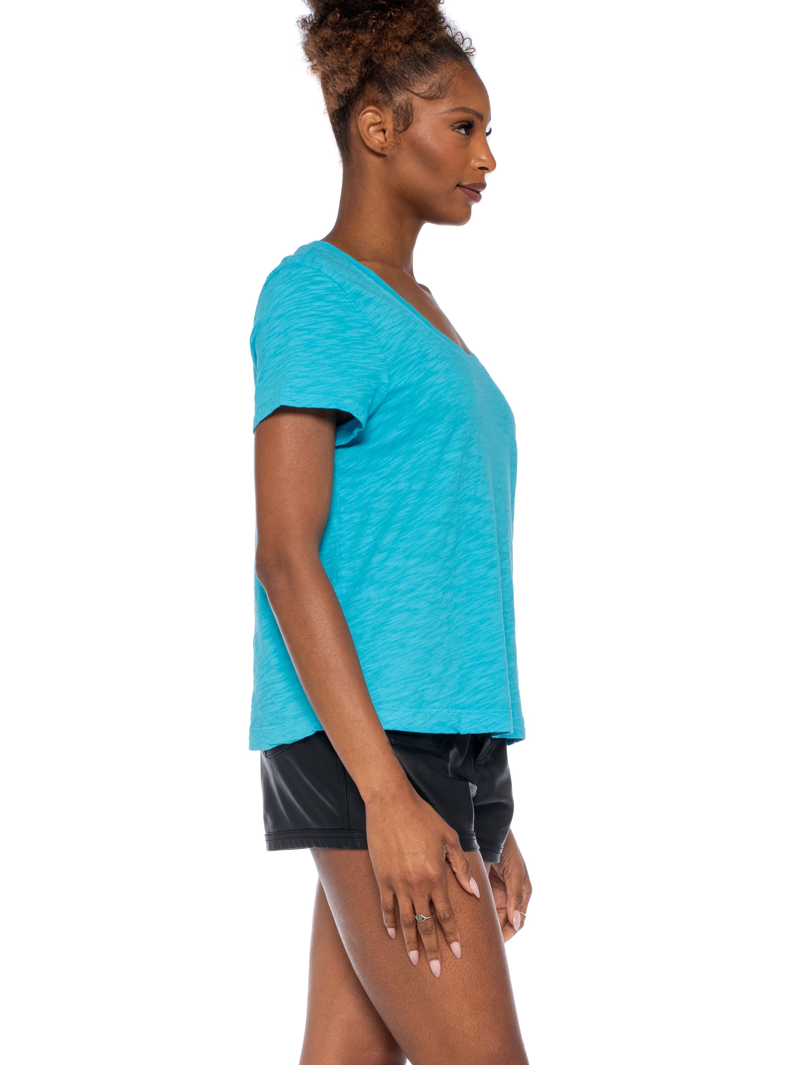 blue top#color_pacific-blue