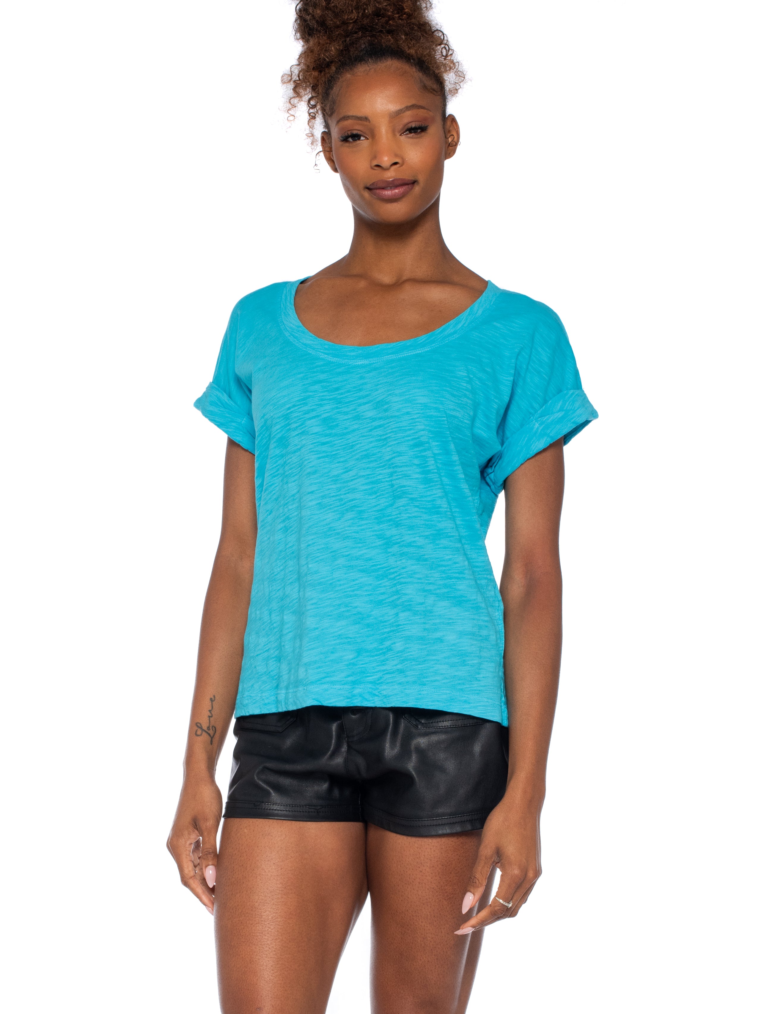 blue top#color_pacific-blue