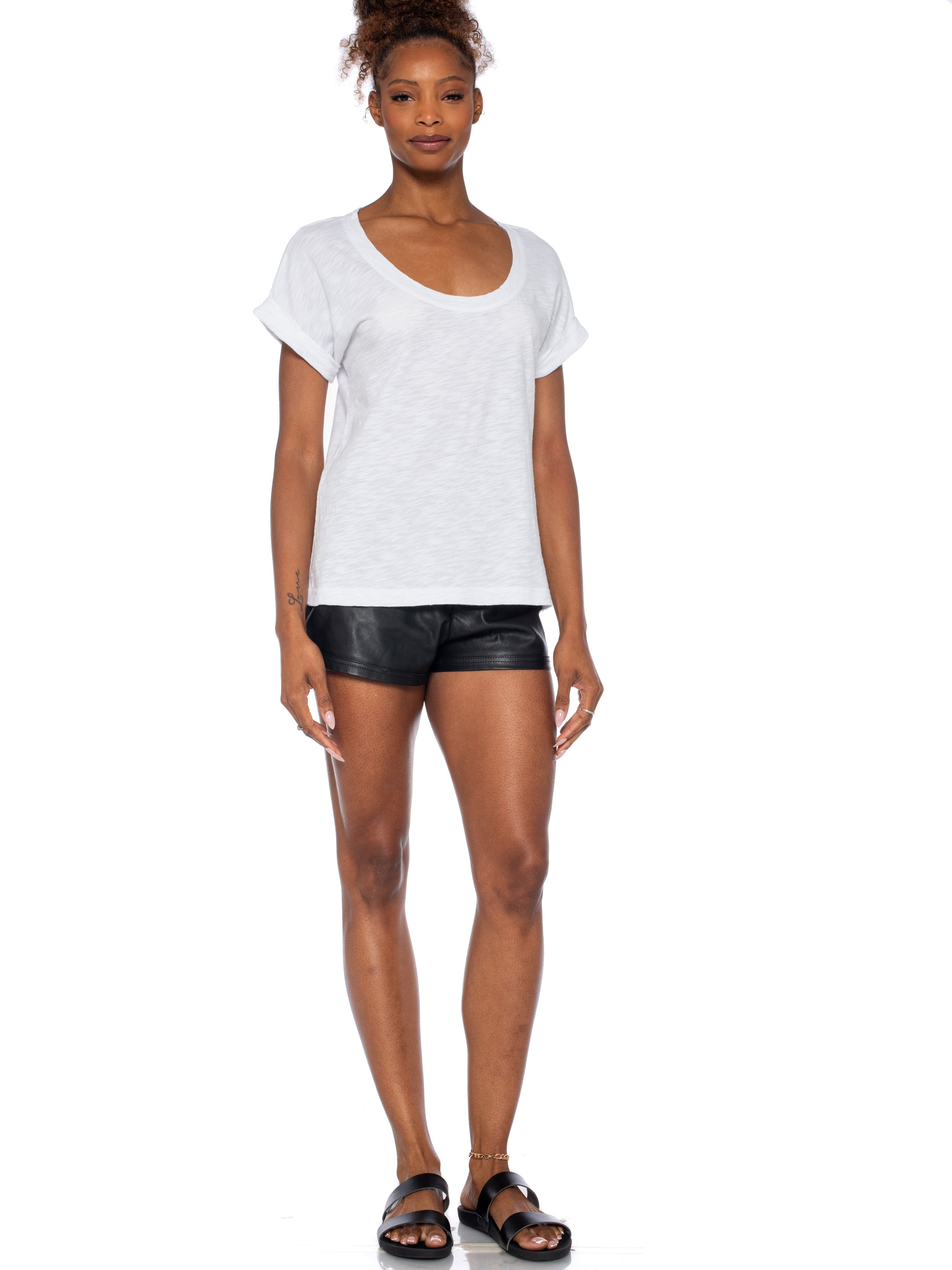 white top#color_white