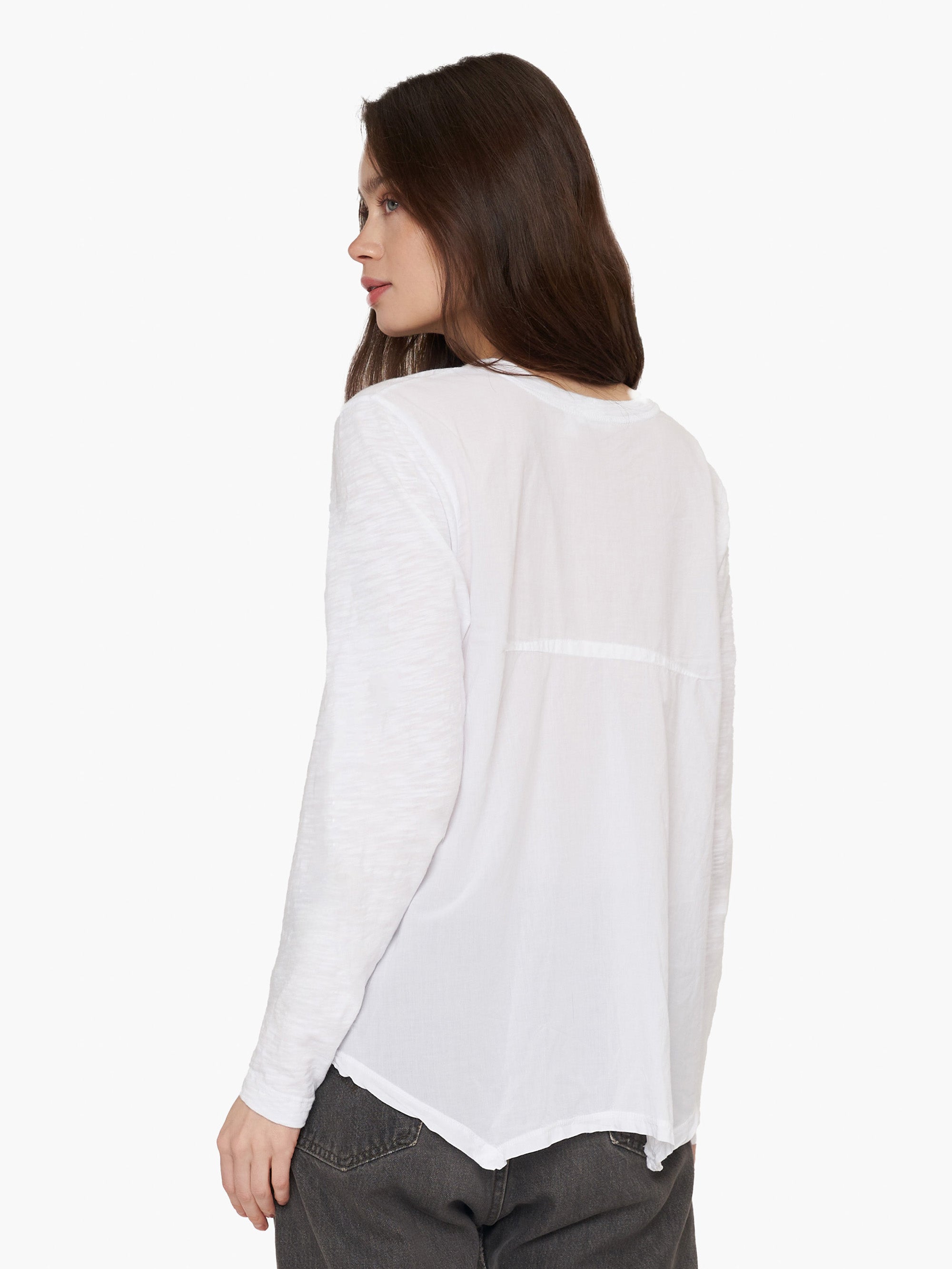white top#color_white
