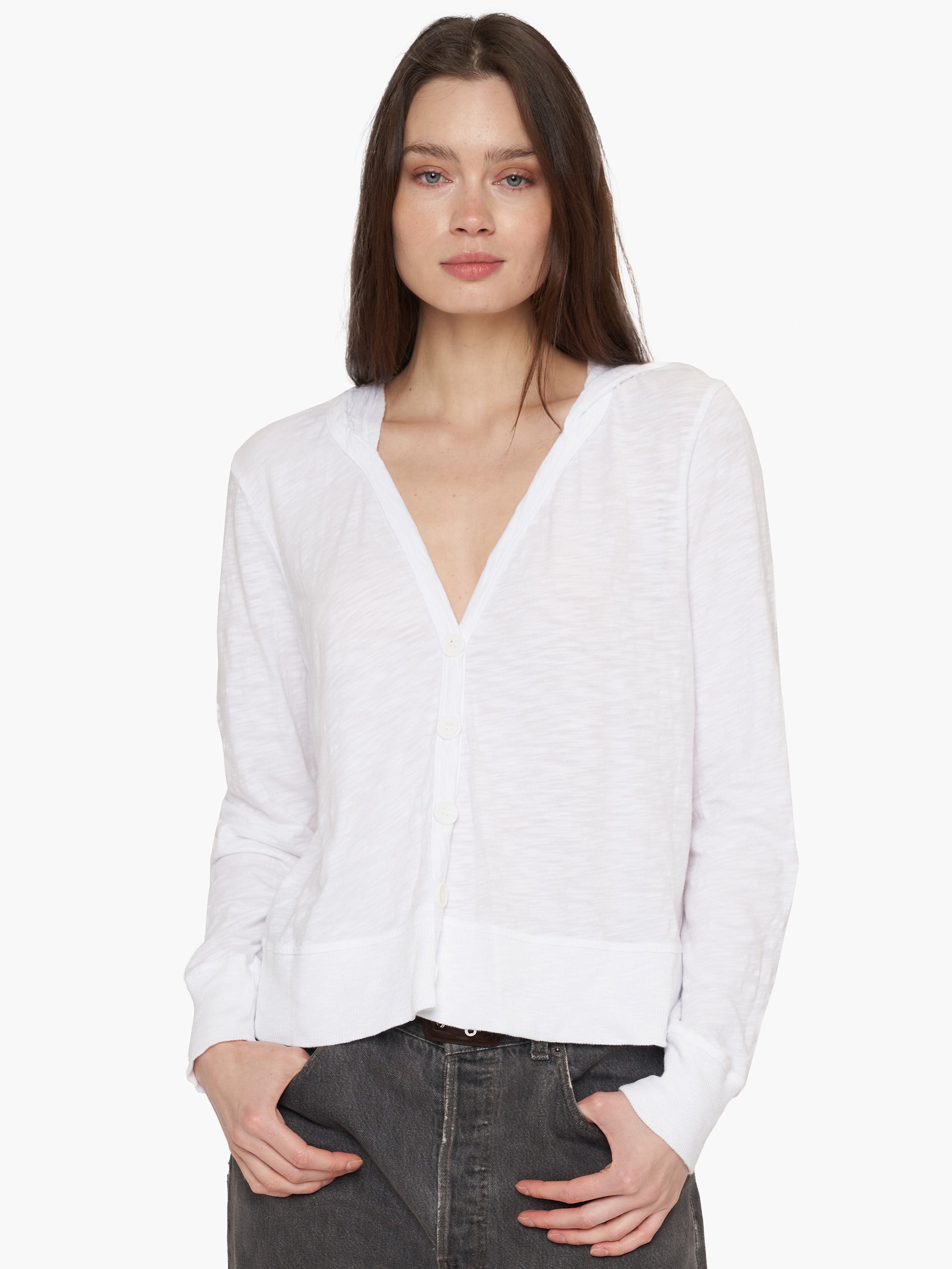 white top#color_white