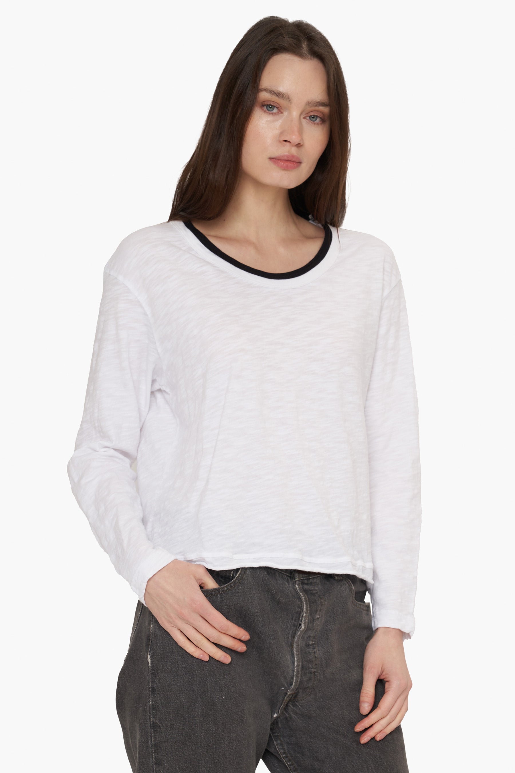 white/black top#color_white/black