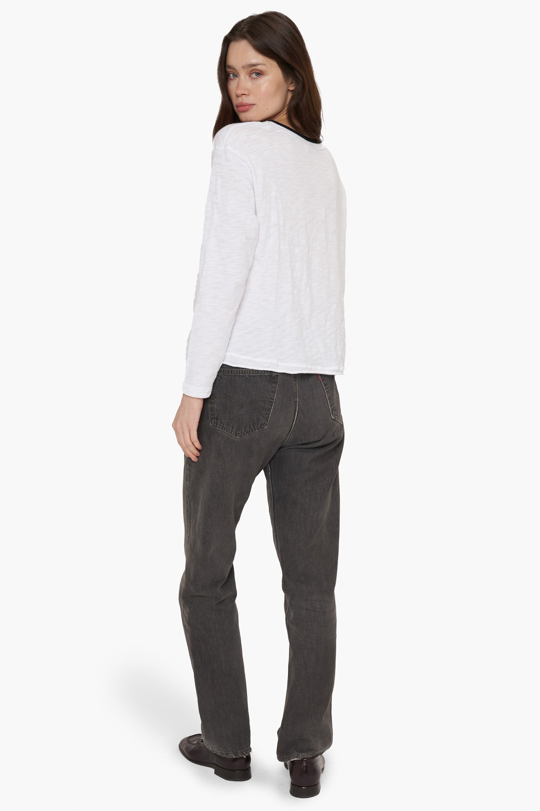 white/black top#color_white/black