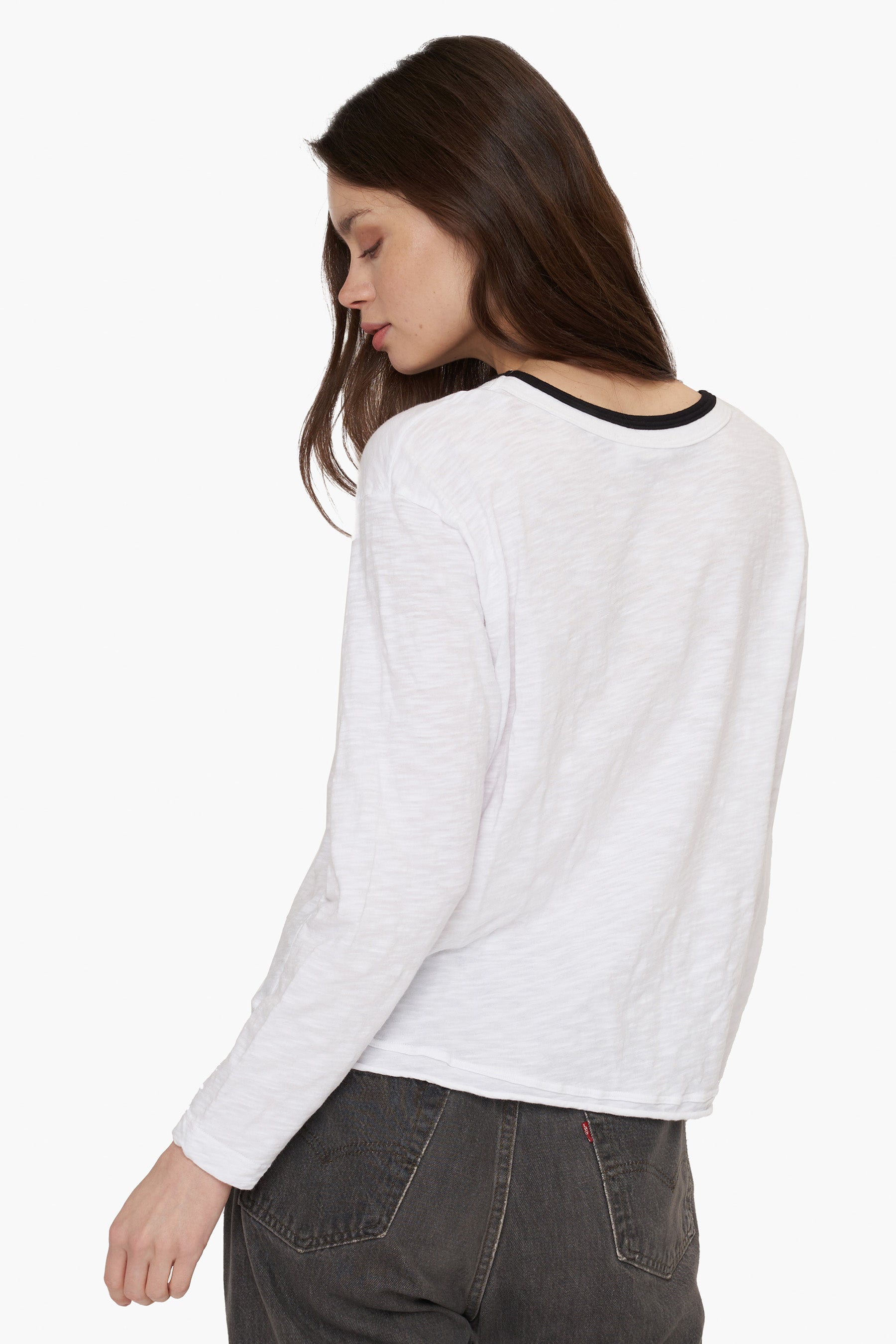 white/black top#color_white/black