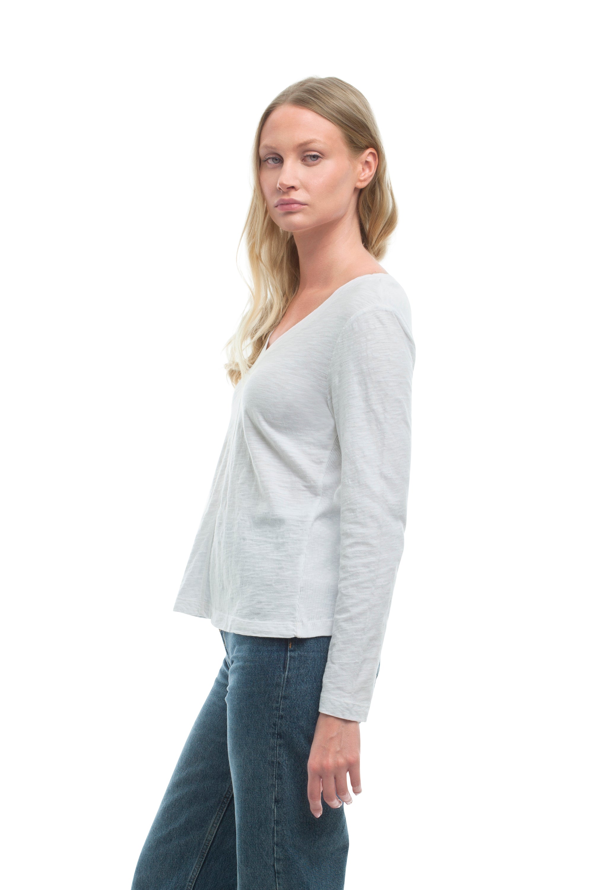 white top#color_white