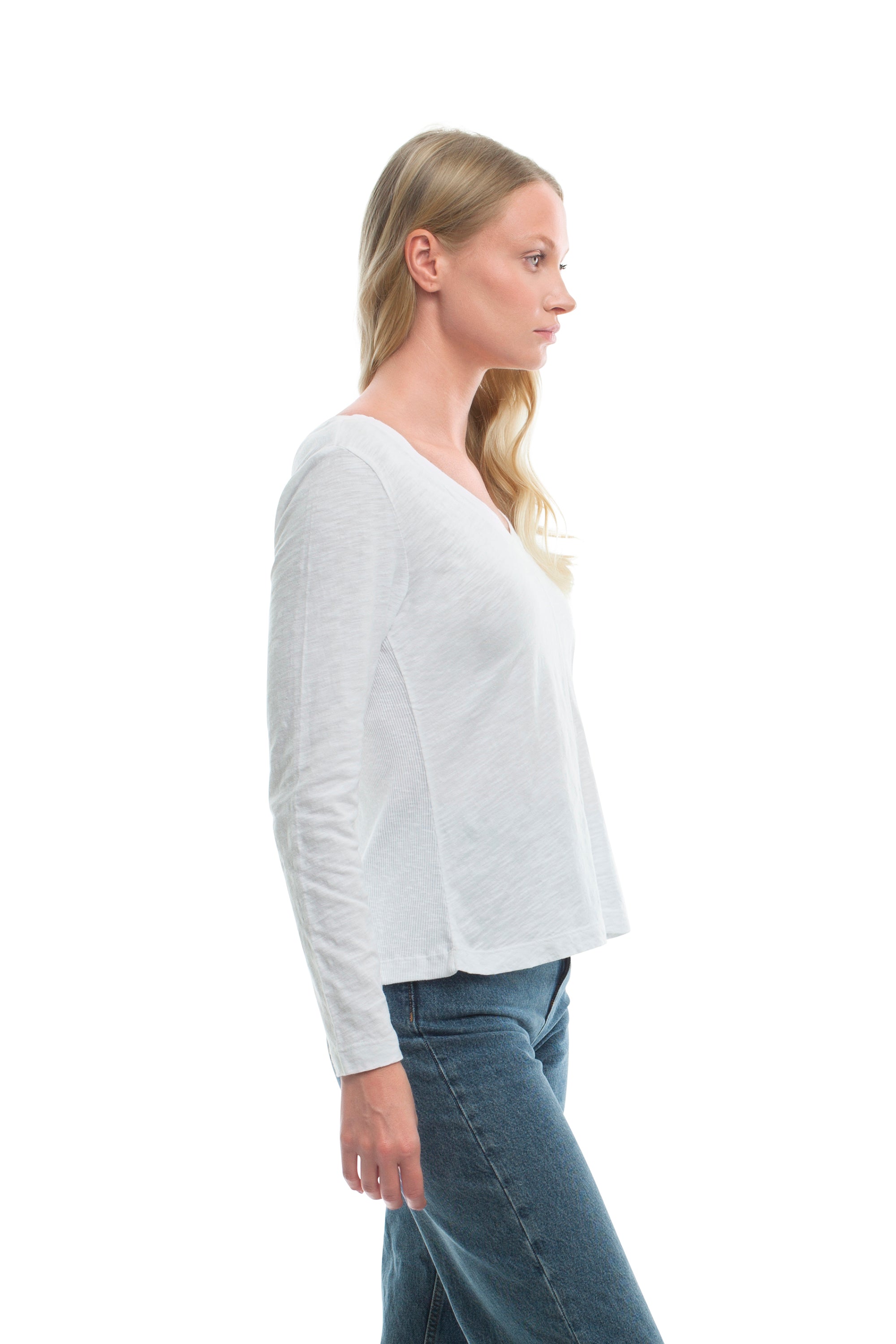 white top#color_white