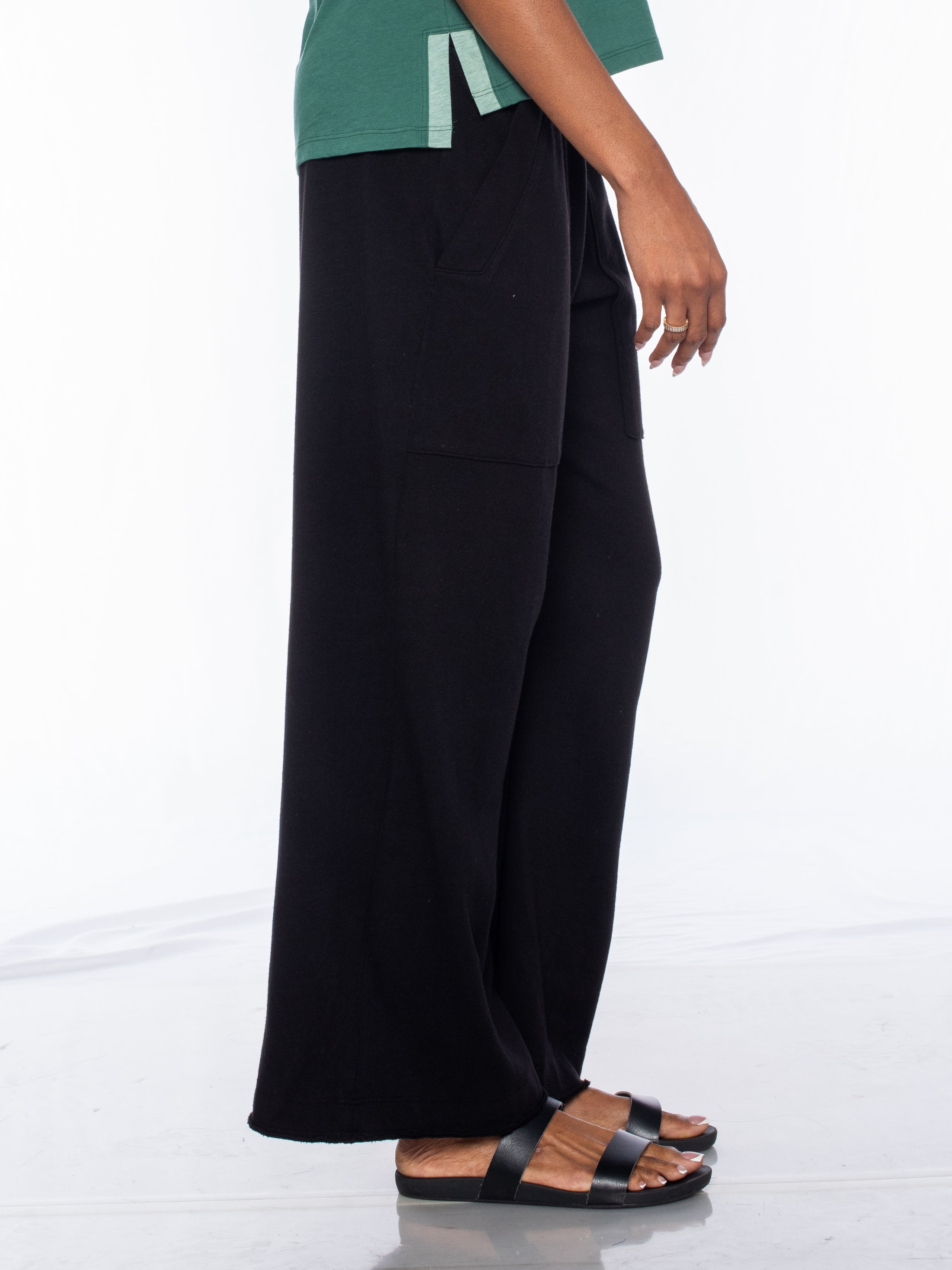 black pant#color_black