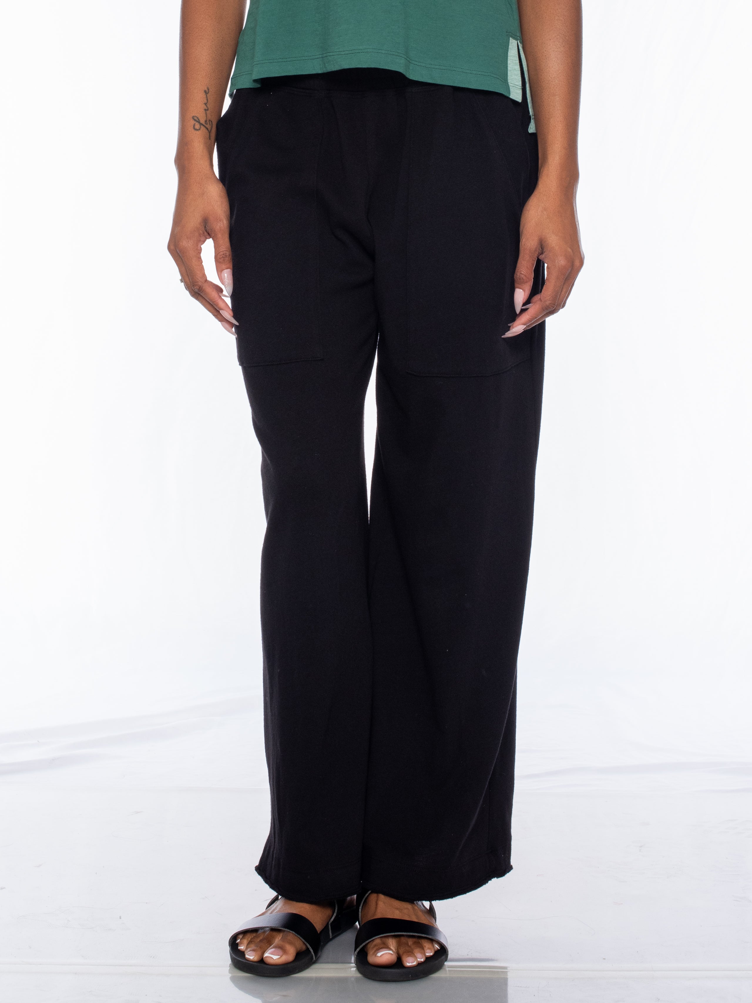 black pant#color_black