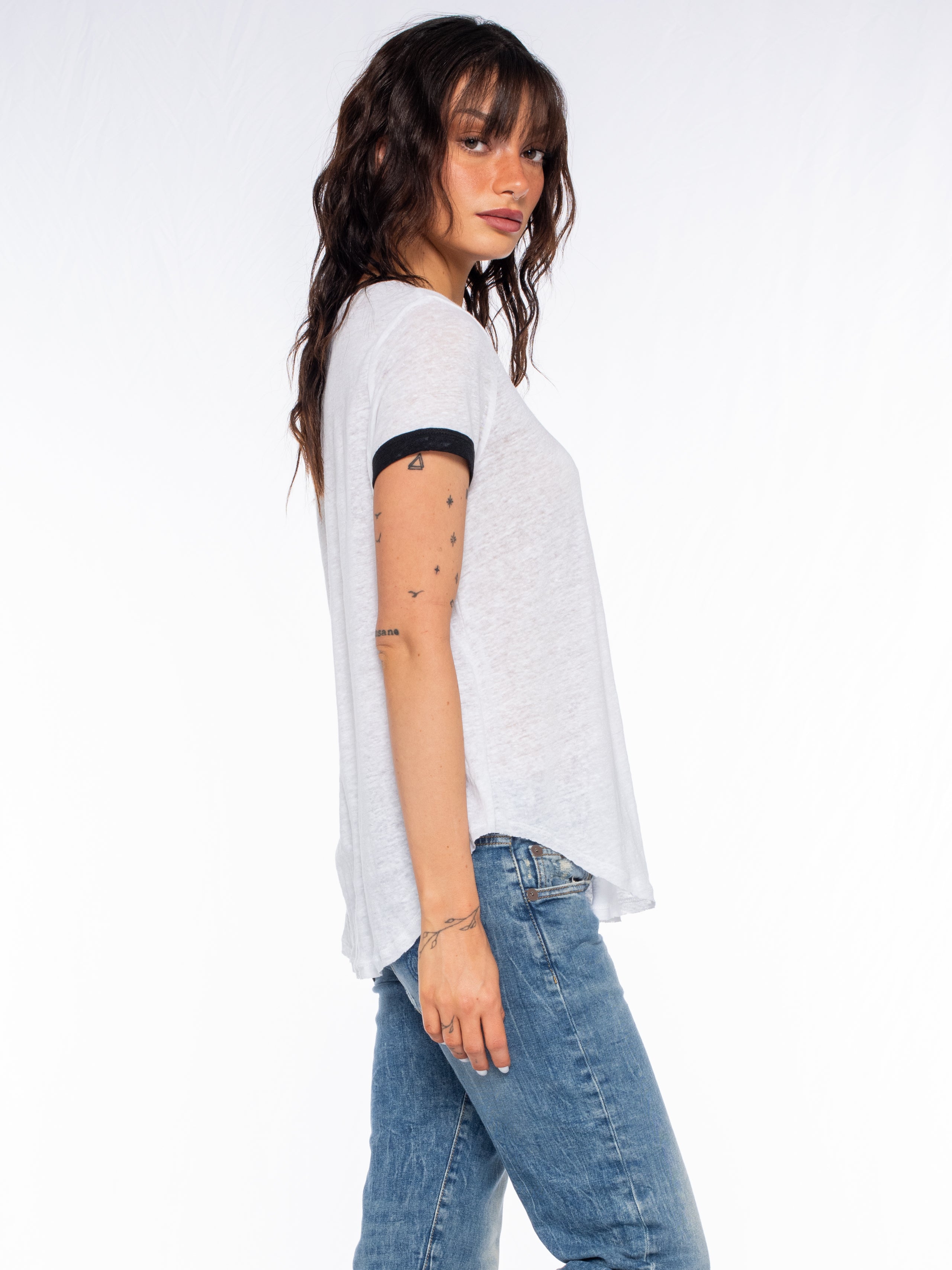 white top#color_white/black