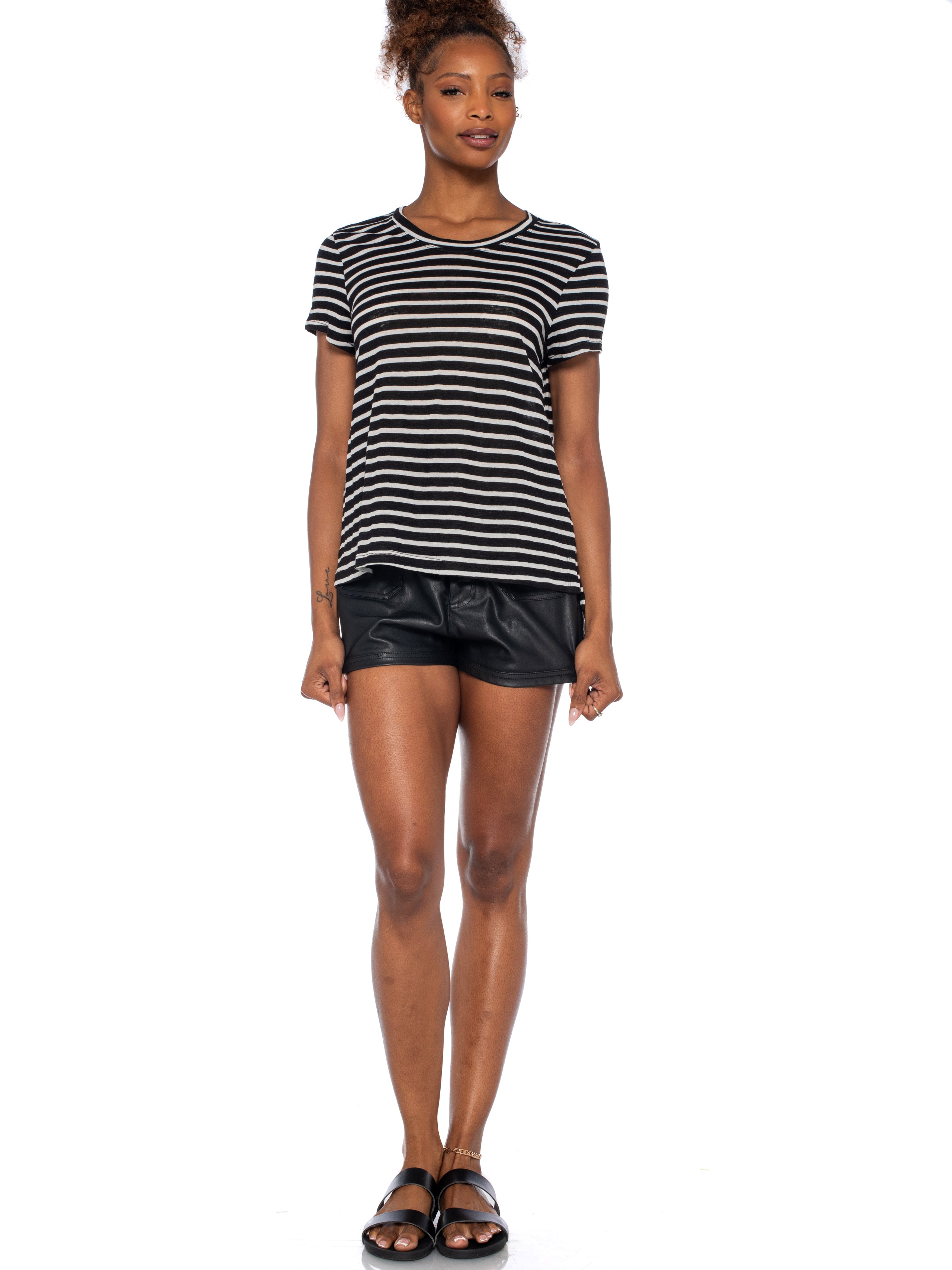 black top#color_black-white