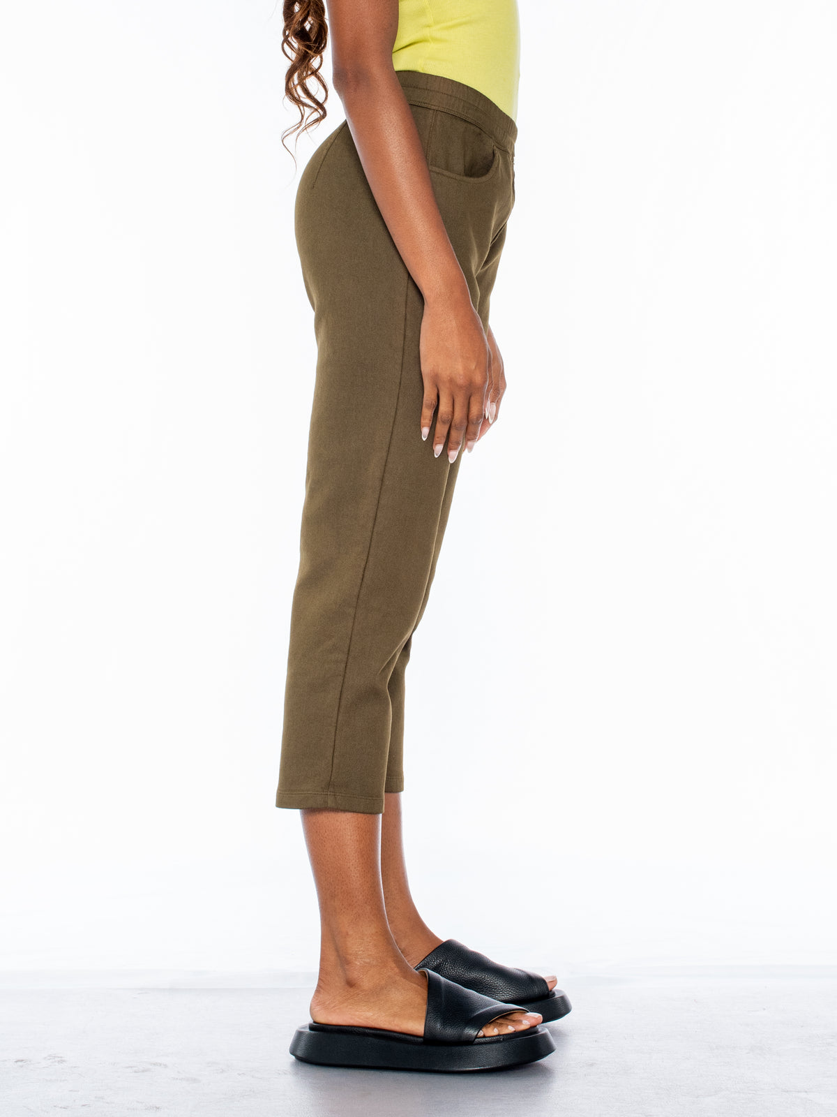green pant#color_tank