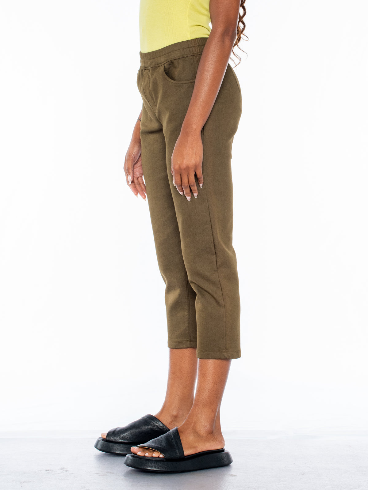 green pant#color_tank
