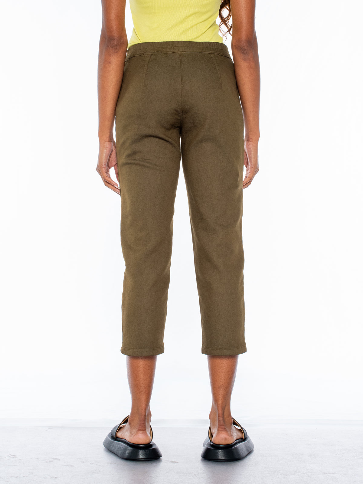 green pant#color_tank