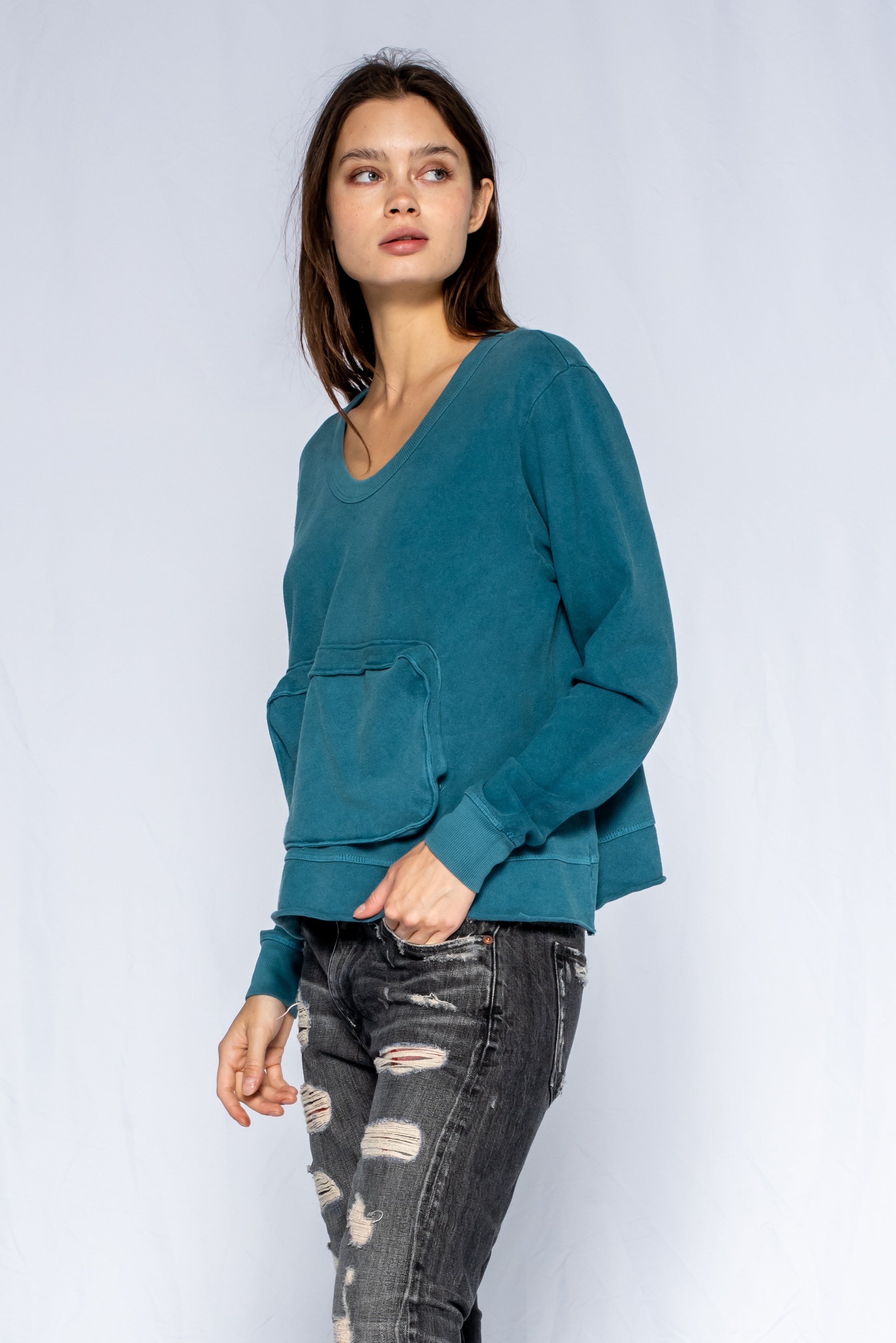 blue sweatshirt#color_french blue