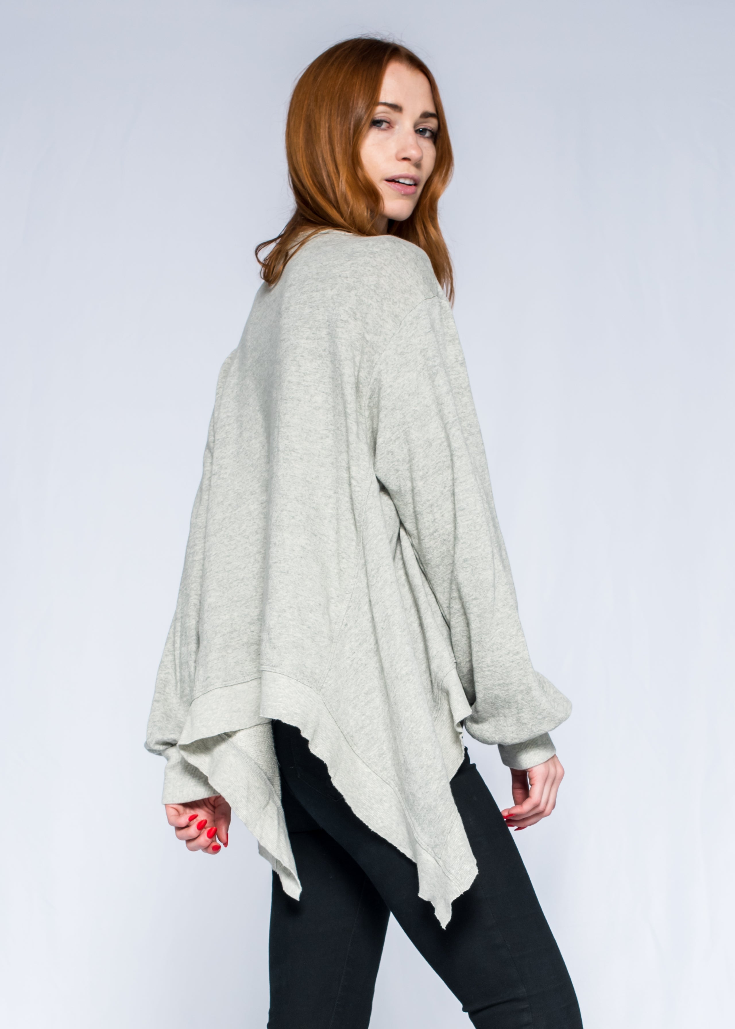 grey sweatshirt#color_grey heather