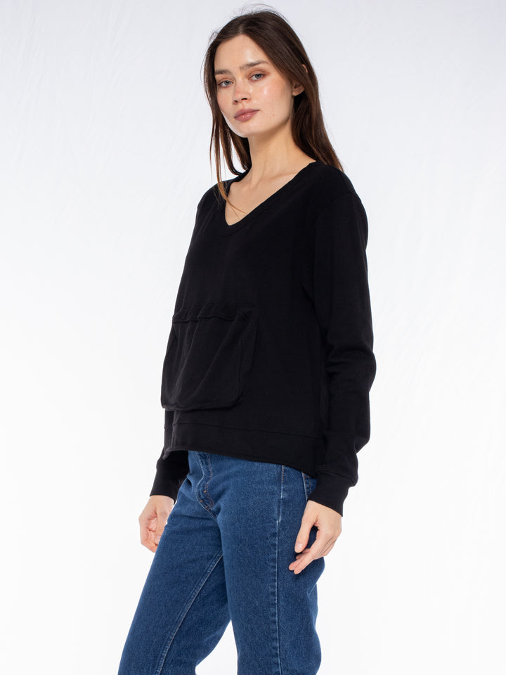 black sweatshirt#color_black