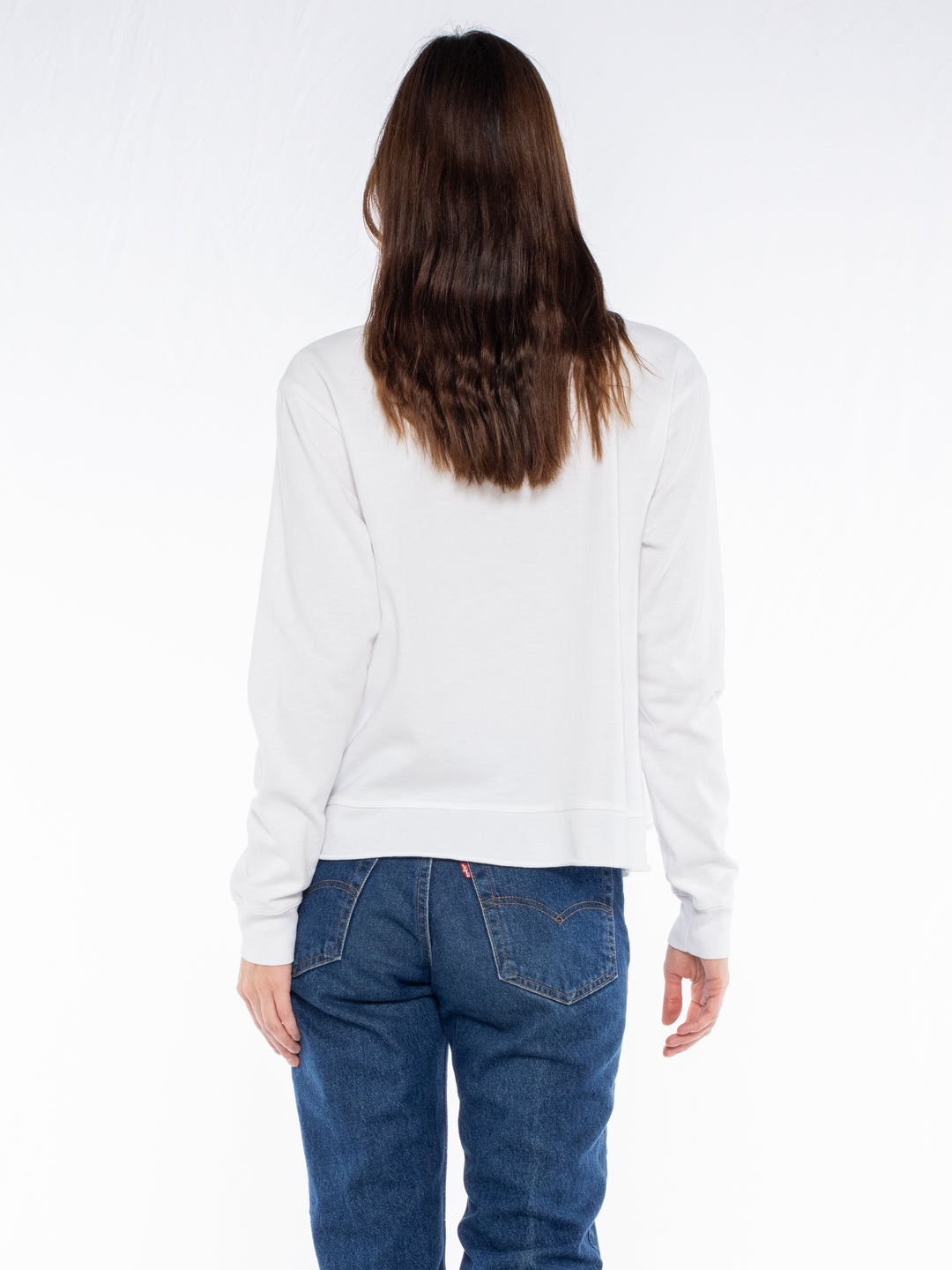 white sweatshirt#color_white