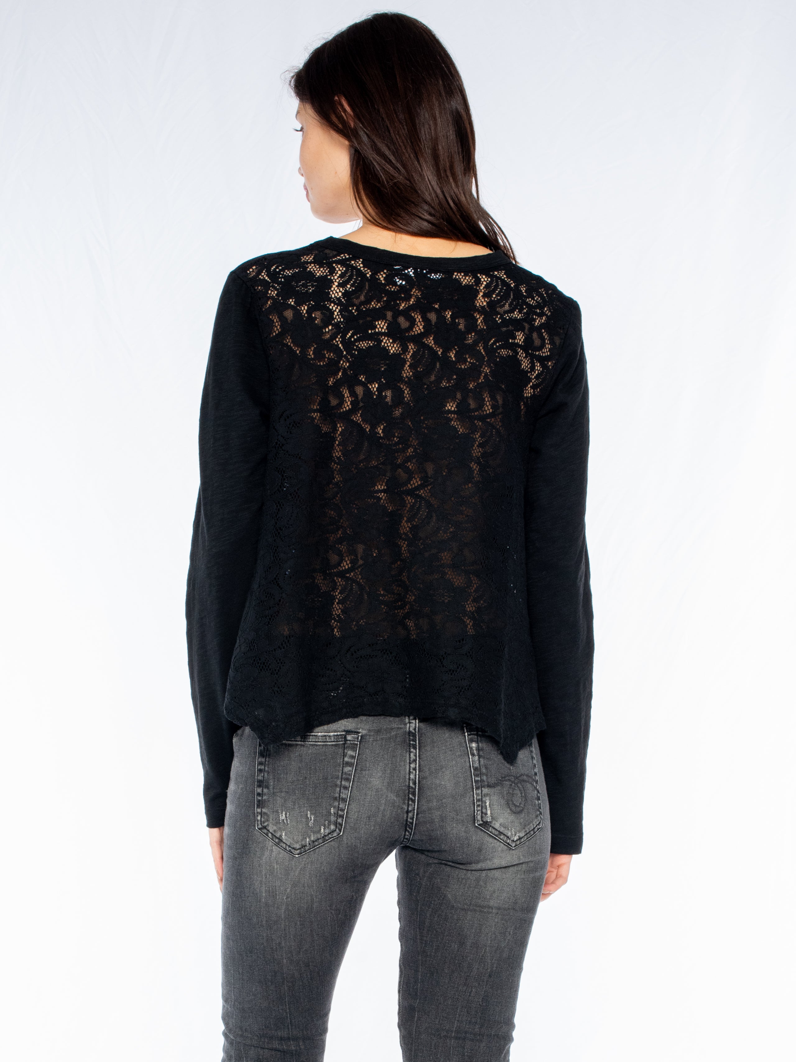 Scoopy Neck Shrunken BF L/S Tee Lace Back