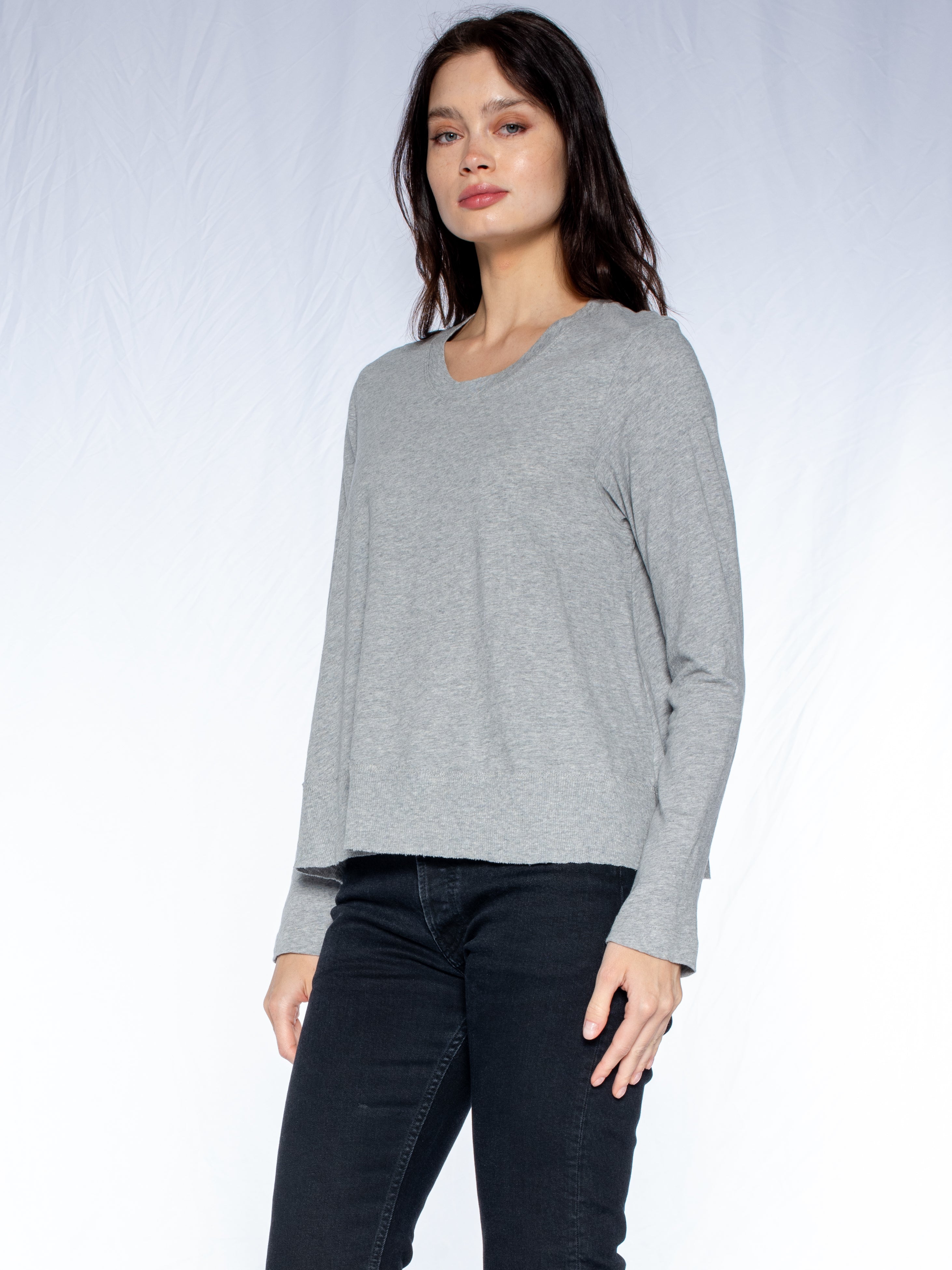 grey top#color_grey-heather