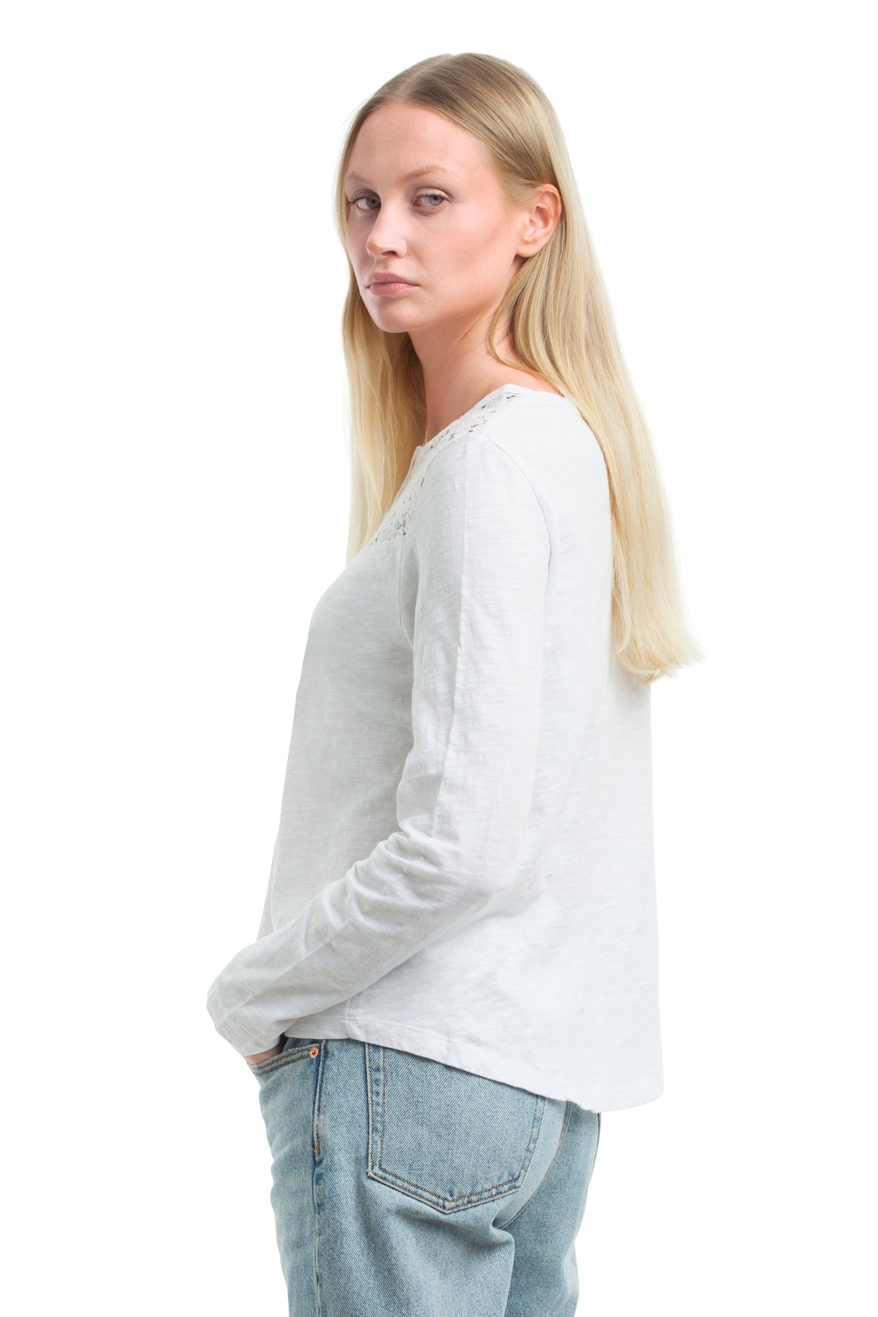 white top#color_white