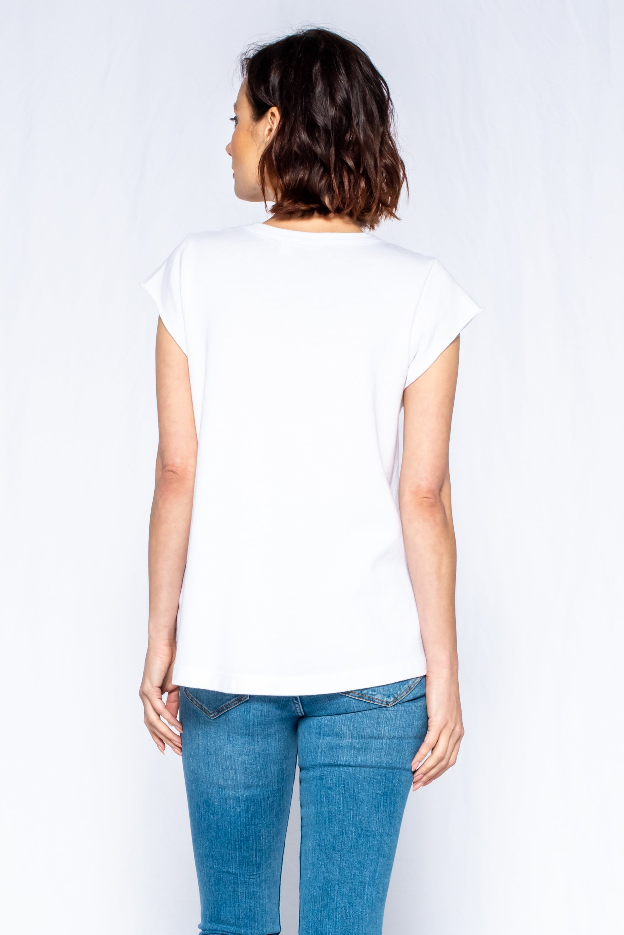 white top#color_white