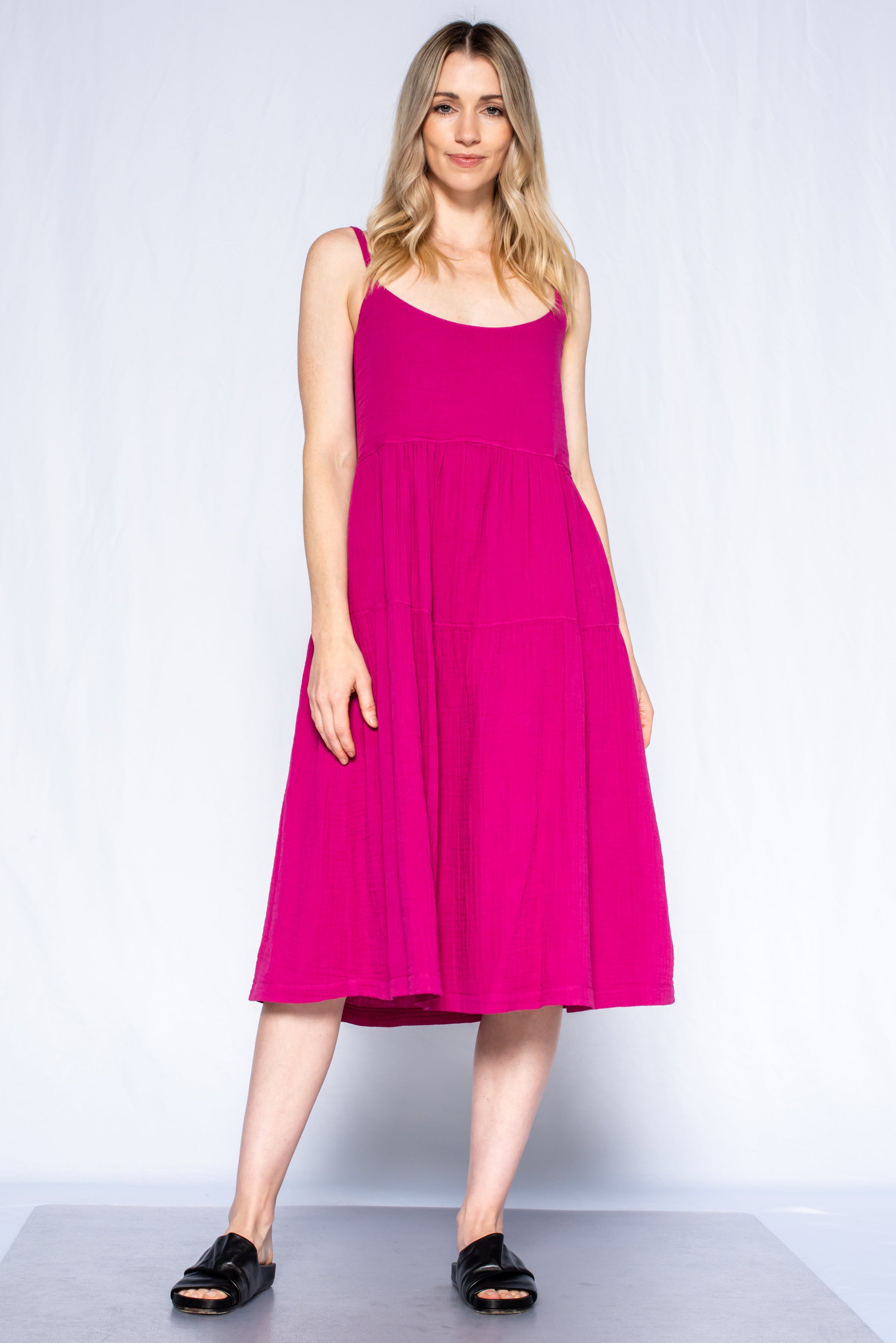 pink dress#color_berries