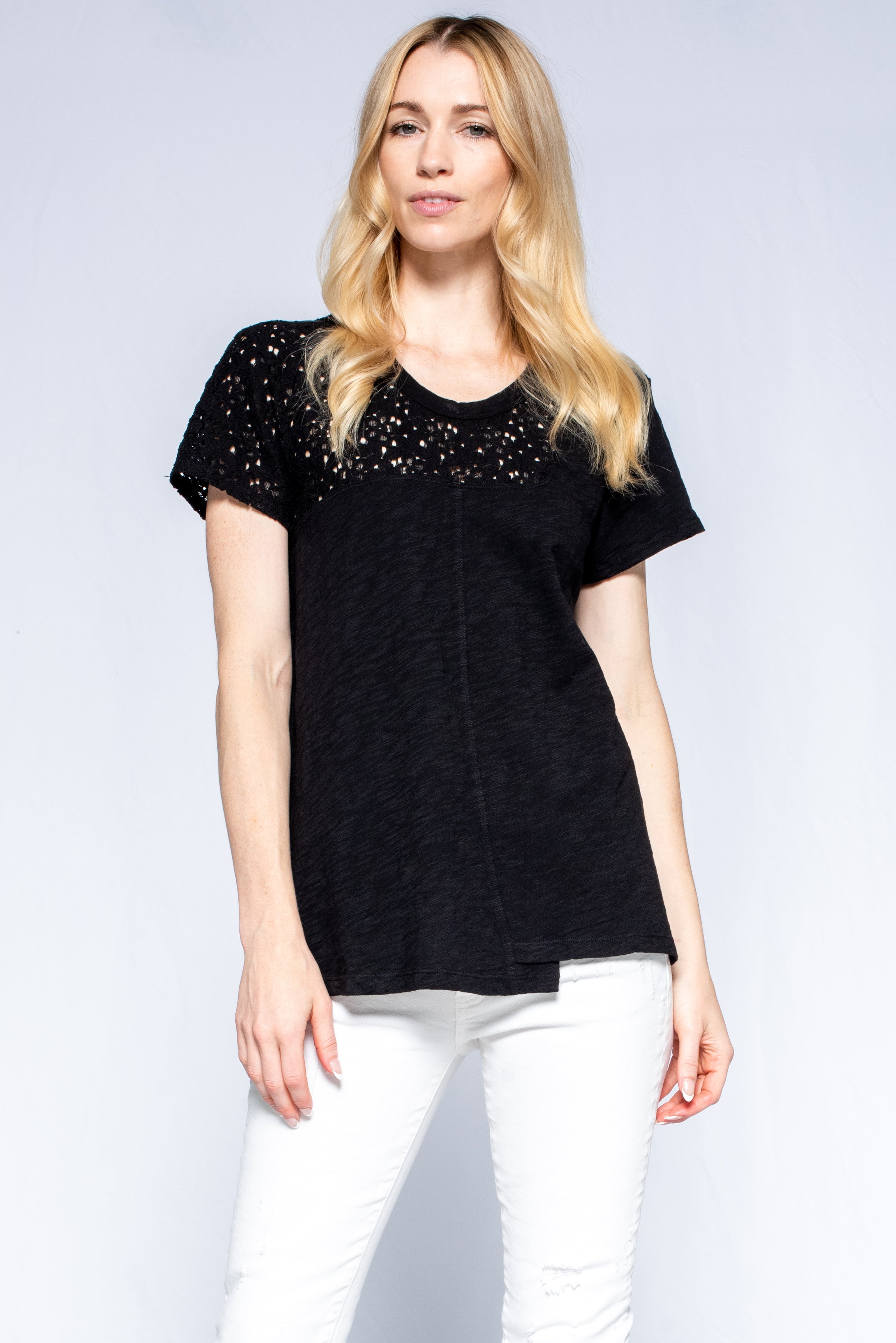 Shrunken Crew Lace Yoke Short Sleeve Shifted Center Front