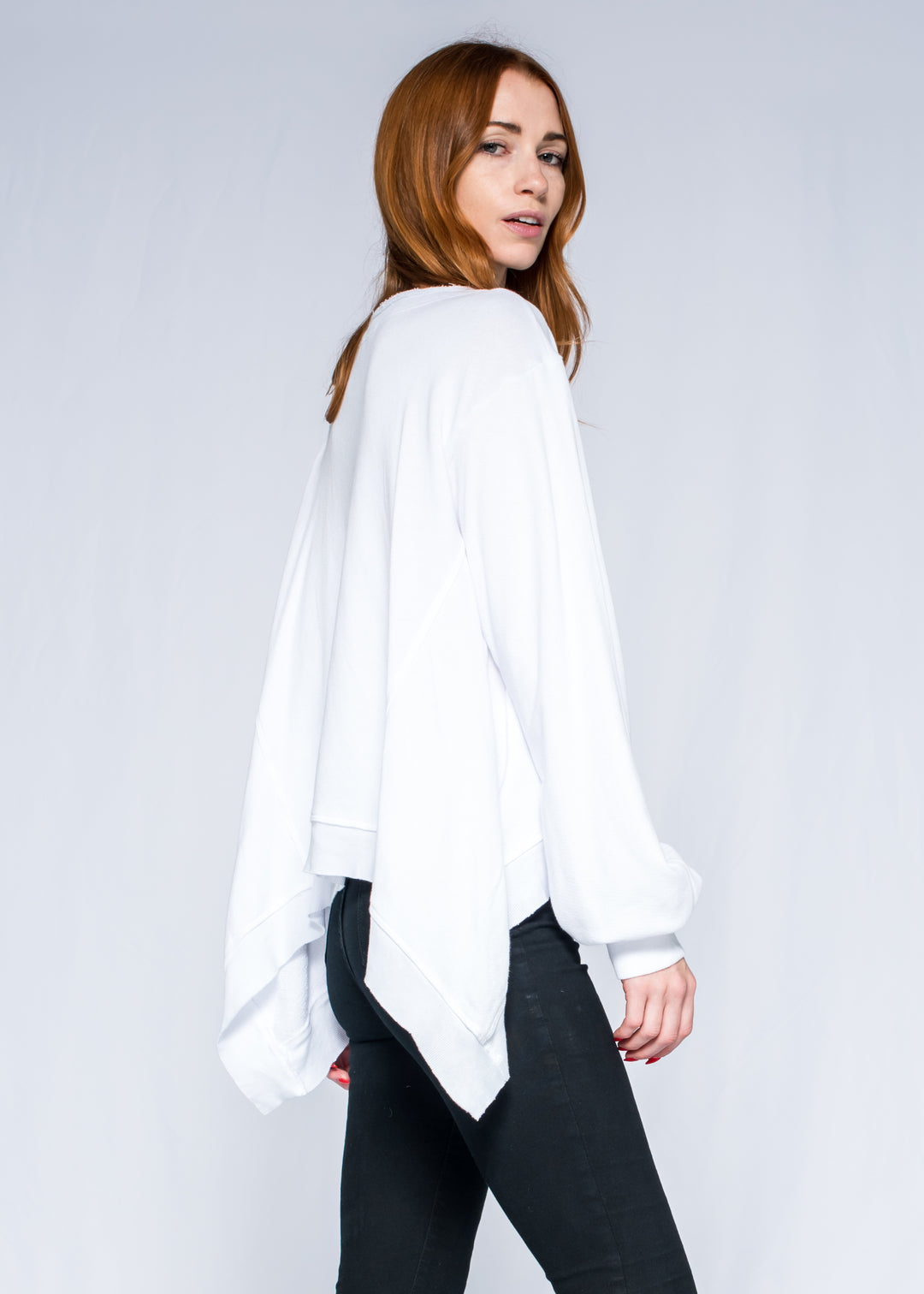 white sweatshirt#color_white