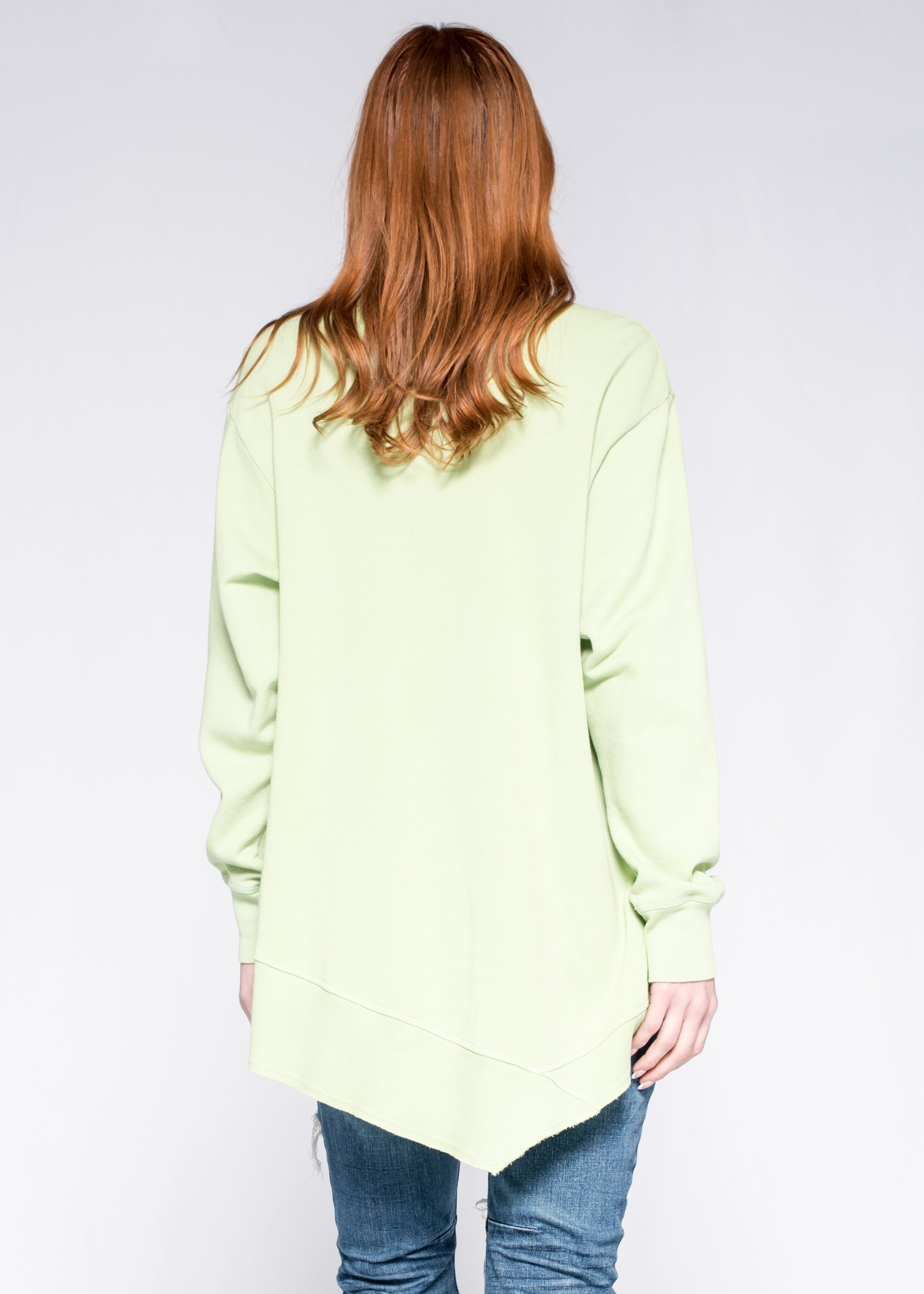 green sweatshirt#color_green-apple