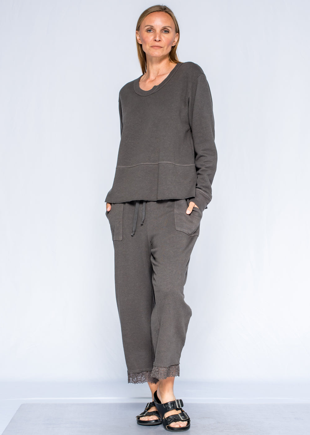 black pant#color_washed-black